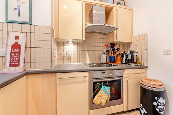 2 Bedroom Flat For Sale In Highcroft Road, Birmingham, B23