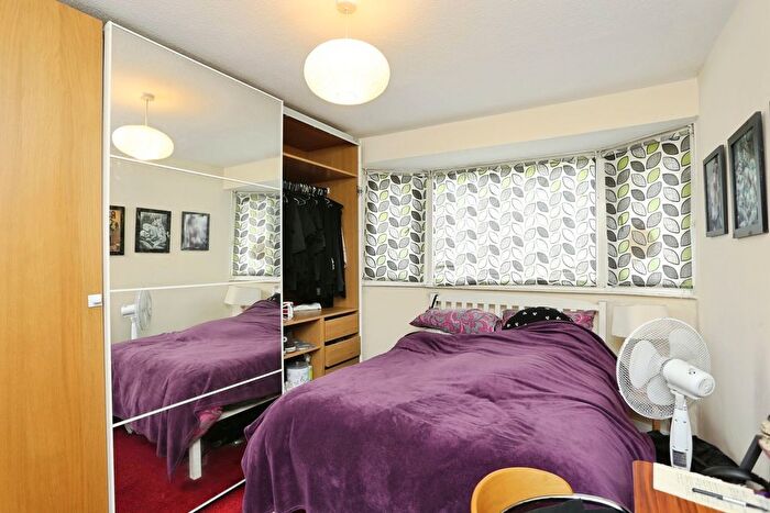 3 Bedroom Terraced House For Sale In Whitefoot Lane, Bromley, Kent, BR1