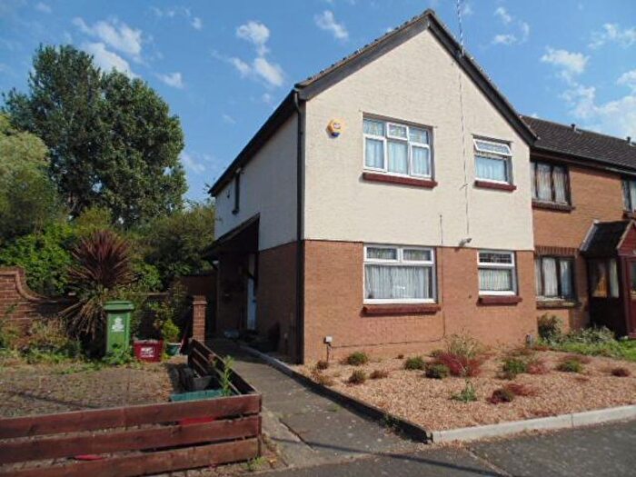 1 Bedroom Property To Rent In Manordene Road, Thamesmead, London, SE28