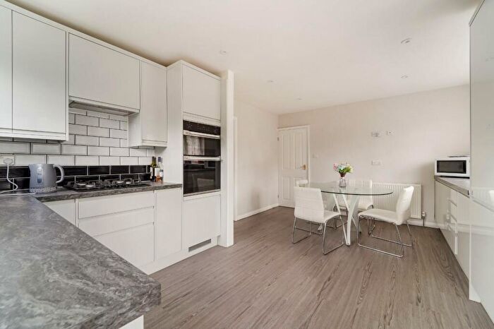 4 Bedroom Detached Bungalow For Sale In Green Lane, Lower Kingswood, Tadworth, KT20