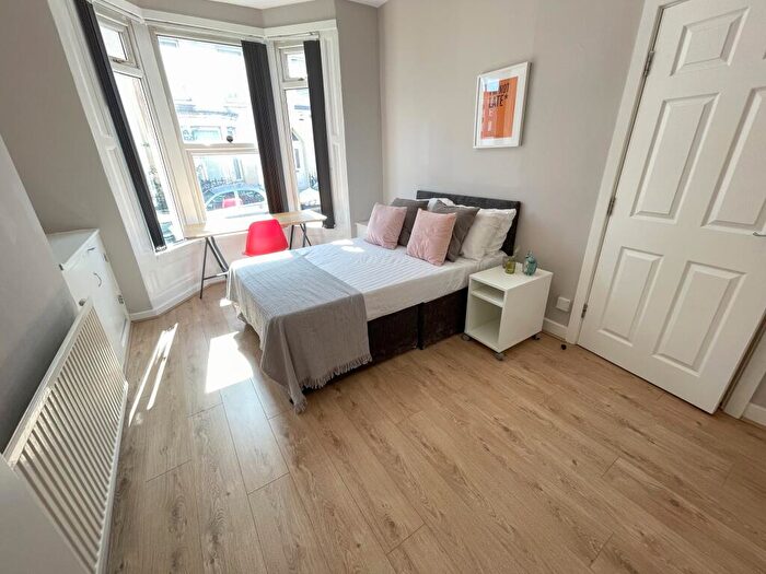 4 Bedroom Terraced House To Rent In Cotswold Street, L7