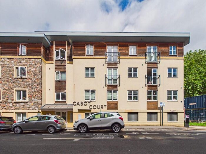 1 Bedroom Flat For Sale In Braggs Lane, Bristol, BS2