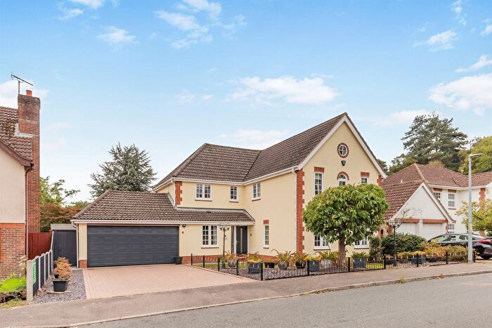 4 Bedroom Detached House For Sale In Rainsborough Rise, Norwich, NR7