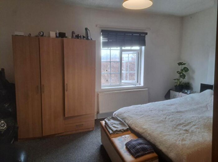 3 Bedroom Terraced House For Sale In Wesley Road, Erdington, Birmingham, West Midlands, B23