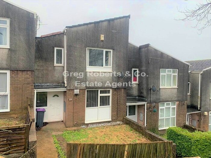 3 Bedroom Terraced House To Rent In Prospect Place, Cwmbran, Torfaen., NP44
