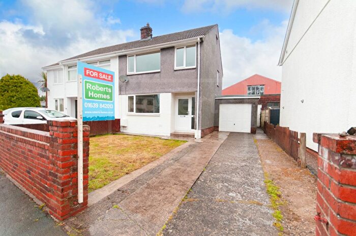 3 Bedroom Semi-Detached House To Rent In Glantawe Park, Ystradgynlais, Swansea., SA9