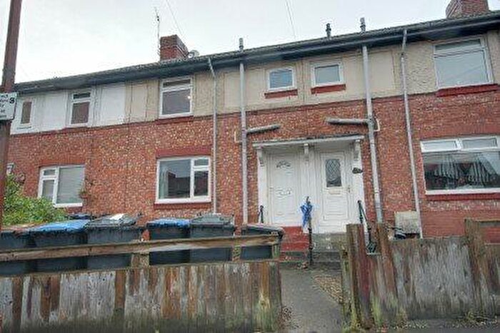 4 Bedroom House To Rent In Elvet Crescent, DH1
