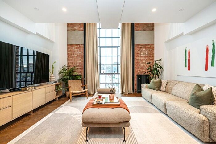 1 Bedroom Apartment For Sale In Switch House East, SW11