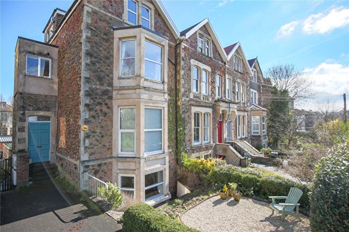2 Bedroom Apartment For Sale In Elliston Road, Redland, Bristol, BS6