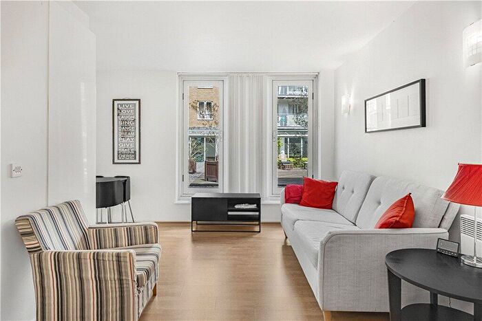 1 Bedroom Apartment To Rent In Narrow Street, London, E14