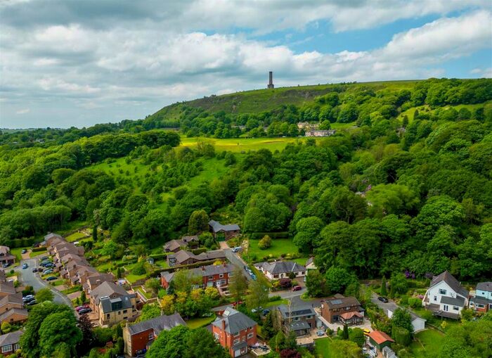 2 Bedroom House To Rent In Moors View, Ramsbottom, Bury, BL0