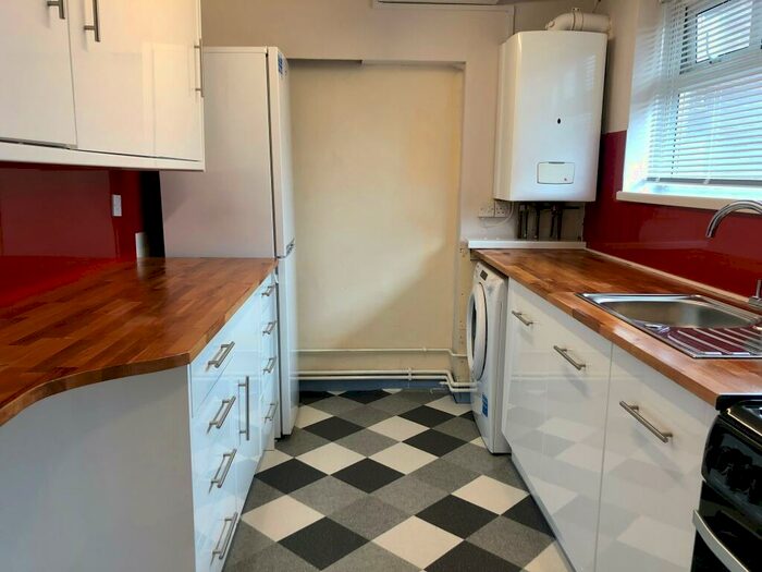 1 Bedroom Flat To Rent In City Centre, EX4