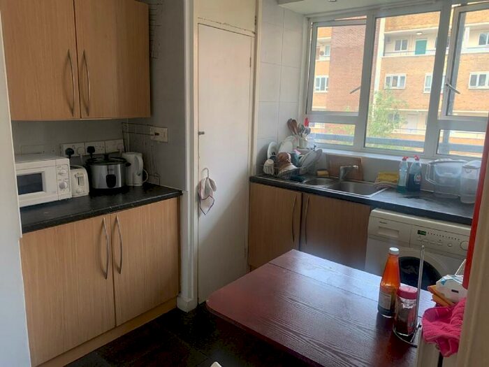 4 Bedroom Flat To Rent In Cumberland Market, Euston, NW1