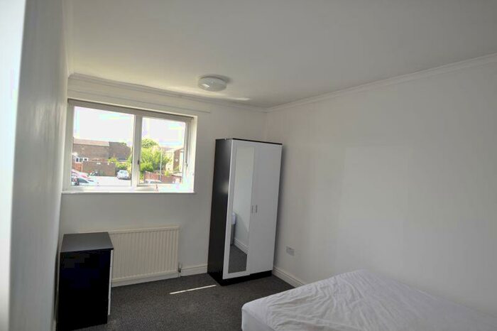 House Of Multiple Occupation To Rent In Nansen Walk, Corby, NN18