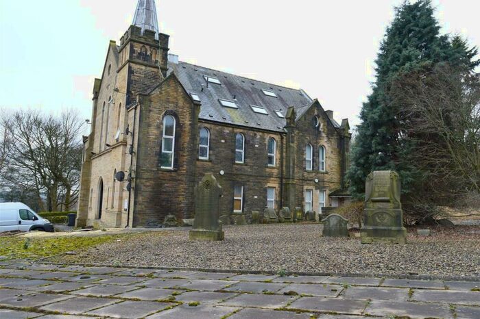 2 Bedroom Apartment To Rent In Olivia Court, Smith Lane, Bradford, BD9