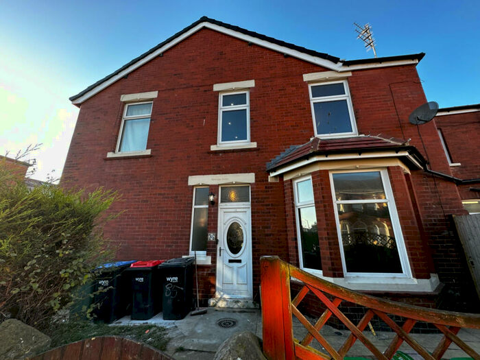 4 Bedroom Terraced House To Rent In Milton Street, Fleetwod, Lancashire, FY7