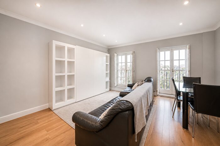 4 Bedroom Terraced House To Rent In Bermondsey Bed, Bath In Zone, SE16