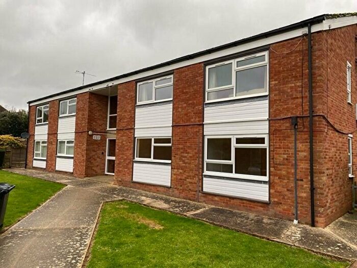 2 Bedroom Flat To Rent In Townfield, Kirdford, Billingshurst, West Sussex., RH14