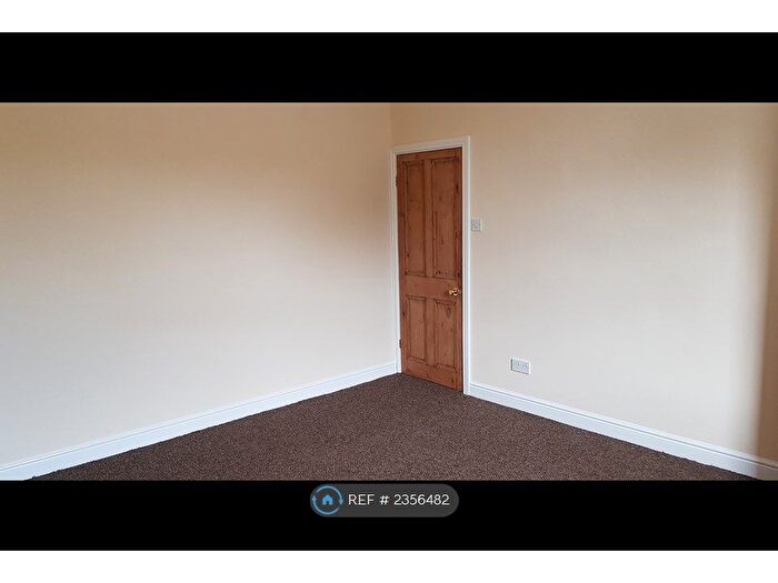 1 Bedroom Terraced House To Rent In Denton Terrace, Morley, Leeds, LS27
