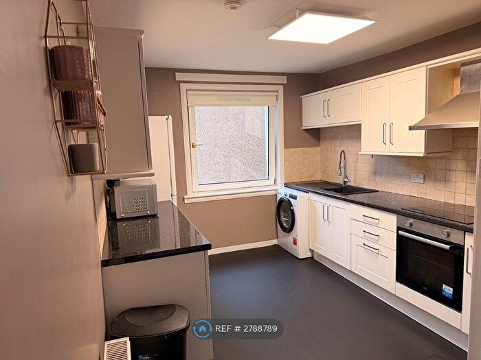 3 Bedroom Flat To Rent In Atholl St, Dundee, DD2