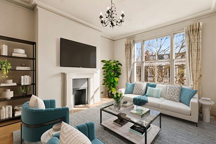 1 Bedroom Flat To Rent In Kempsford Gardens, Earls Court, SW5