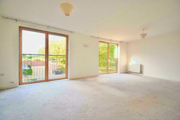 2 Bedroom Maisonette To Rent In Huntley Crescent, Milton Keynes, MK9