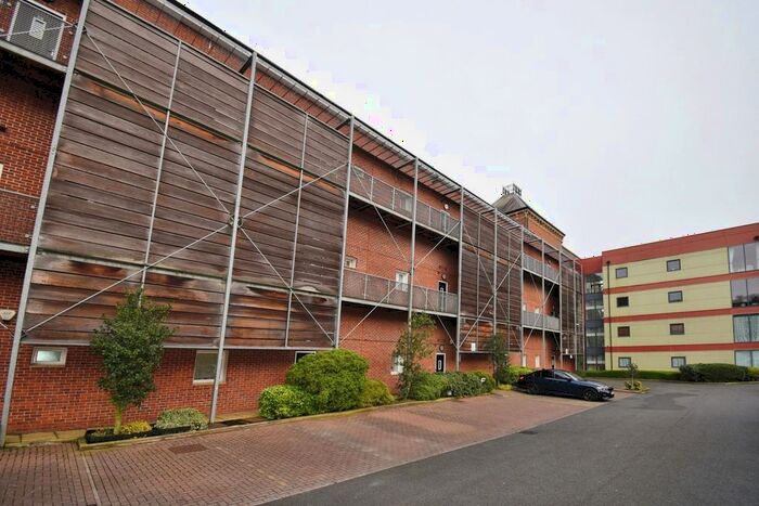 1 Bedroom Flat To Rent In Annie Smith Way, Birkby, Huddersfield, HD2