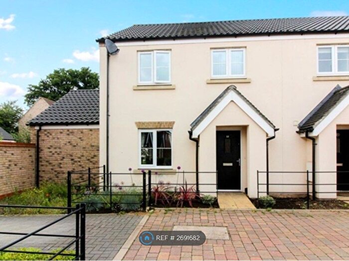 3 Bedroom Semi Detached House To Rent In Dunlin Drive, Cringleford, Norwich, NR4