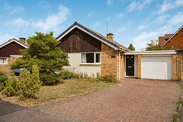 2 Bedroom Bungalow For Sale In Hillands Drive, Leckhampton, Cheltenham, Gloucestershire, GL53