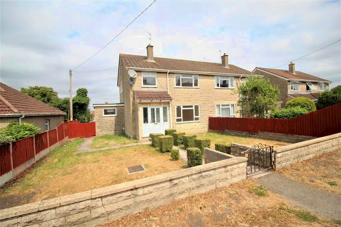 3 Bedroom Semi-Detached House To Rent In London Road, Chippenham, SN15