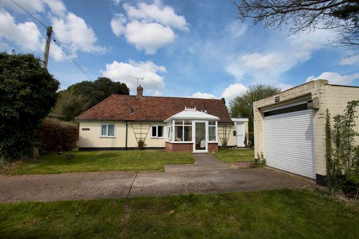3 Bedroom Detached Bungalow For Sale In Chapel Road, Tilmanstone, CT14