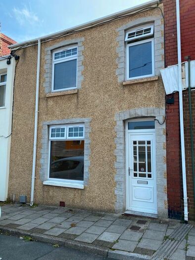 3 Bedroom Terraced House To Rent In Evans Street, Bridgend, CF33