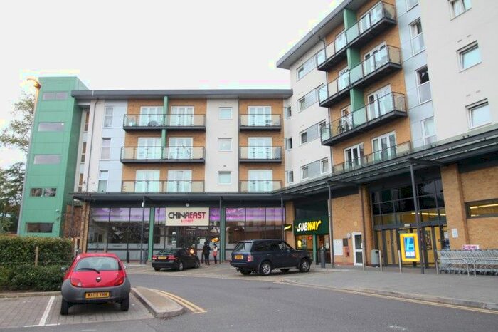 1 Bedroom Flat To Rent In Parkhouse Court, Hatfield, AL10