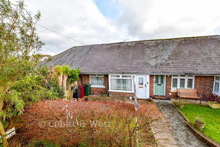 2 Bedroom Character Property For Sale In Prinsted Lane, Prinsted, Emsworth, West Sussex, PO10