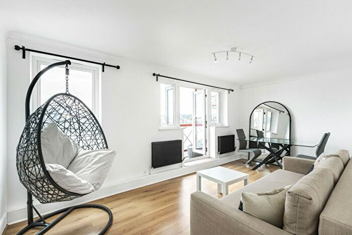 1 Bedroom Apartment To Rent In Caledonian Wharf, London, E14