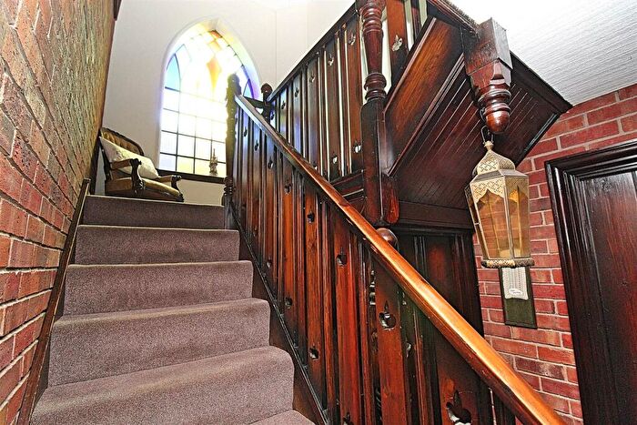 4 Bedroom Detached House For Sale In New Street, Castle Bromwich, Birmingham, B36