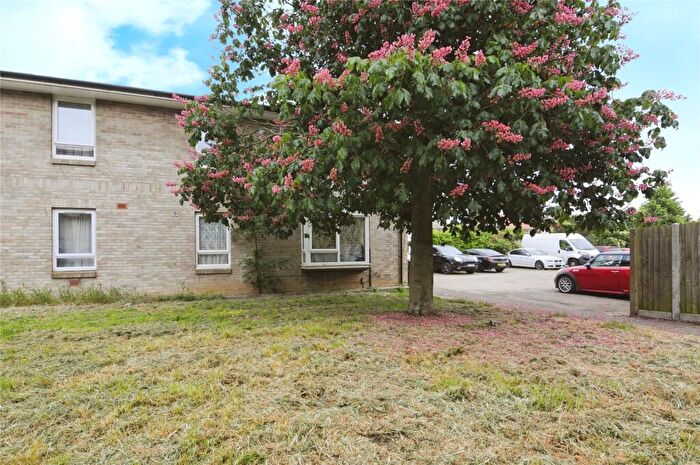 1 Bedroom Flat For Sale In Widgeons, Pitsea, Basildon, Essex, SS13