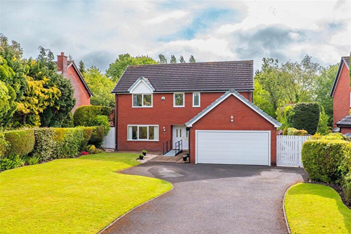 4 Bedroom Detached House For Sale In Wigan Road, Euxton, Chorley, PR7
