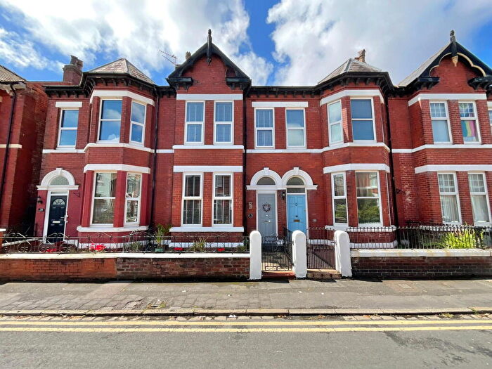 3 Bedroom Terraced House For Sale In Wellington Street, Southport, PR8