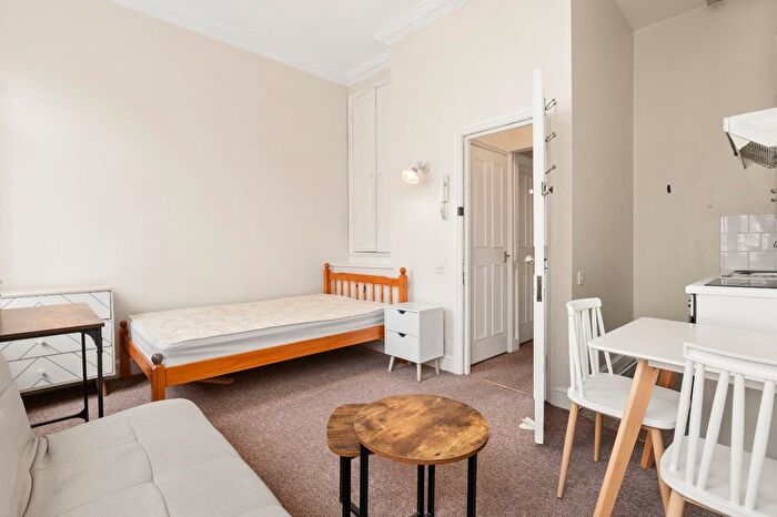 Studio To Rent In Trebovir Road, Earls Court, SW5