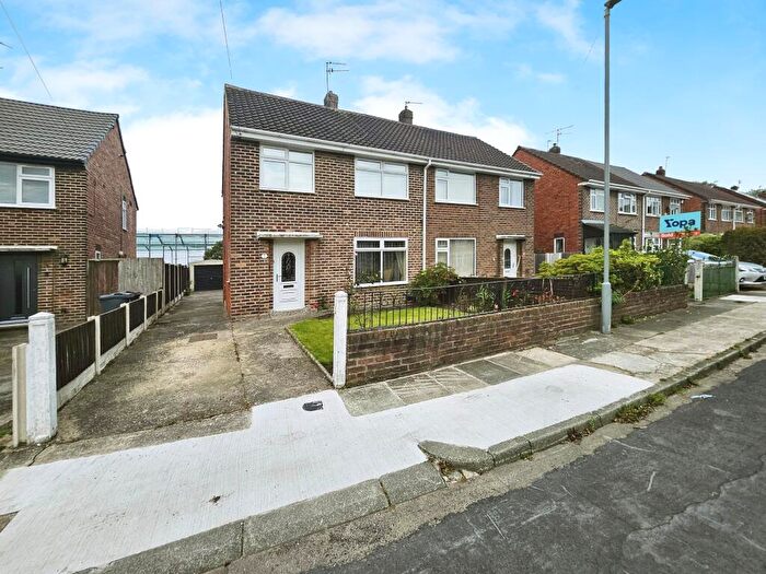 3 Bedroom Semi-Detached House For Sale In Acornfield Close, Liverpool, L33
