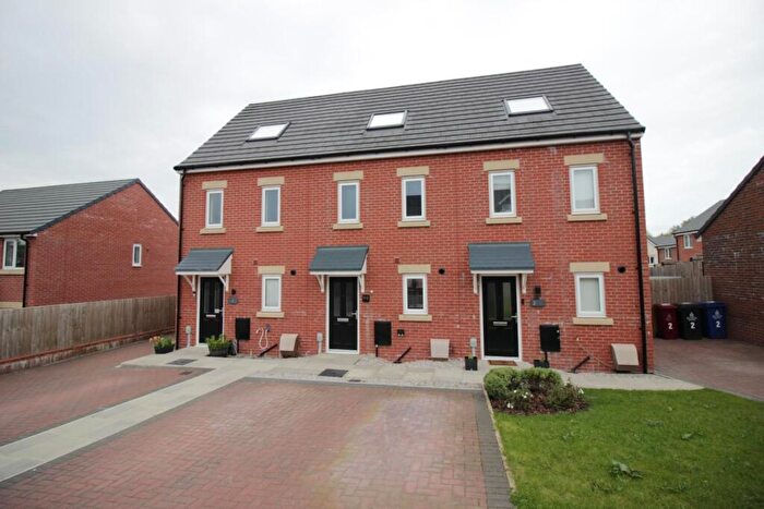 3 Bedroom House To Rent In Poppy Drive, Darwen, BB3