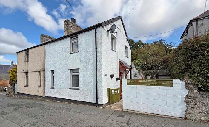 2 Bedroom House For Sale In Lon Cilgwyn, Llannerch-y-Medd, Isle Of Anglesey, LL71