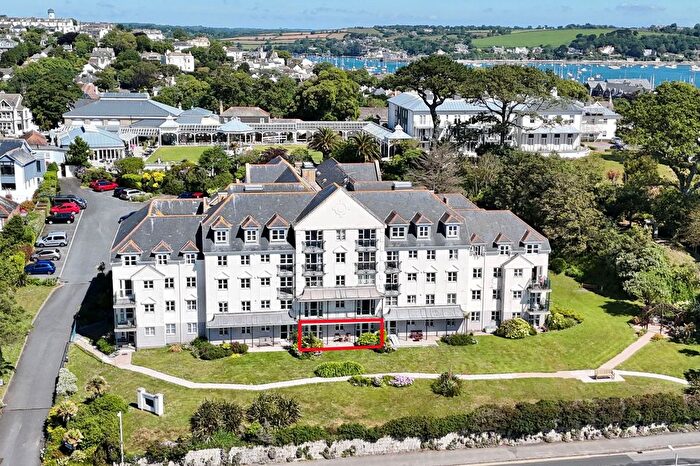 2 Bedroom Flat For Sale In Cliff Road, Bay Court Cliff Road, TR11