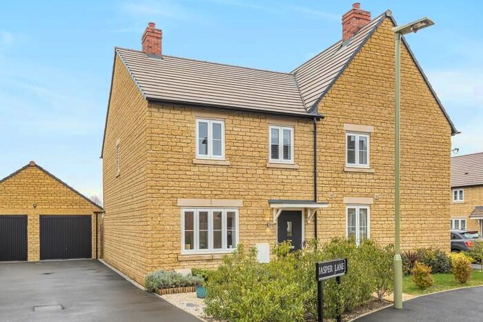 3 Bedroom Detached House To Rent In Jasper Lane, Carterton, Oxon OX18