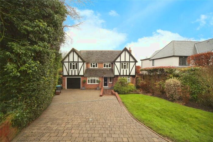 4 Bedroom Detached House To Rent In Gilpins Ride, Berkhamsted, Hertfordshire, HP4