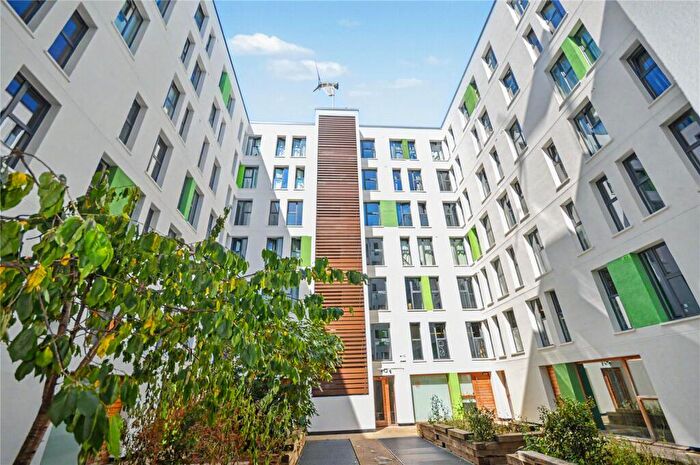 3 Bedroom Apartment For Sale In Greenhouse, Beeston Road, Leeds, West Yorkshire, LS11