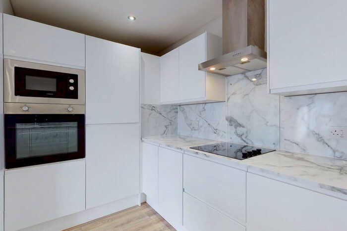 2 Bedroom Flat To Rent In Smithdown Road, Liverpool, L15