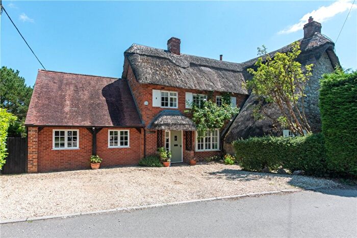 4 Bedroom Detached House For Sale In Lower Fyfield, Marlborough, Wiltshire, SN8