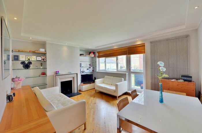 3 Bedroom Flat To Rent In Landridge Road, London, SW6